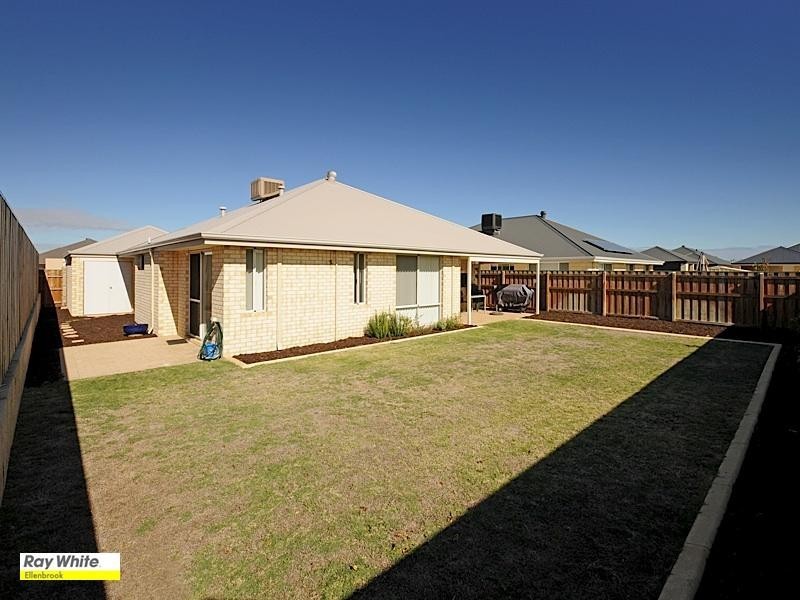 5 Werai Road, Ellenbrook WA 6069