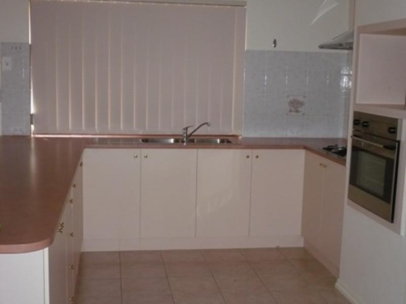 82 Ponte Vecchio Boulevard, Ellenbrook WA 6069