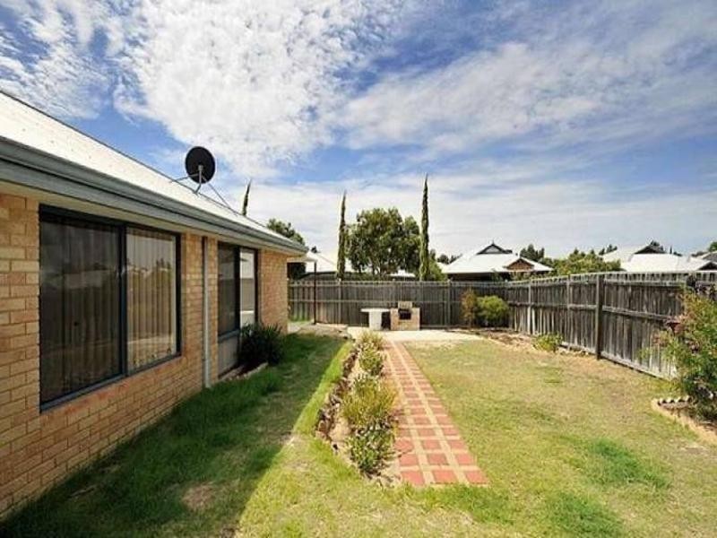 19 Balladonia Drive, Ellenbrook WA 6069