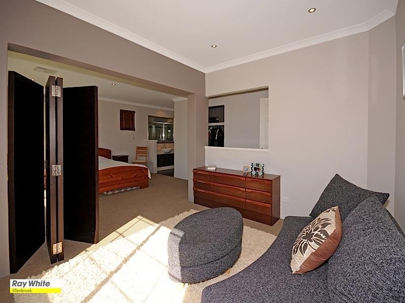 14 Rainsby Crescent, Ellenbrook WA 6069