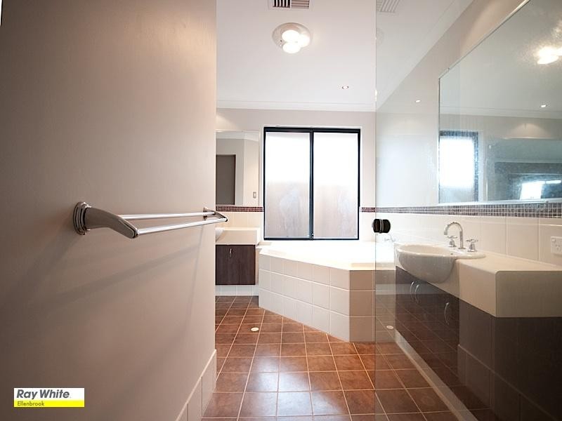 14 Rainsby Crescent, Ellenbrook WA 6069