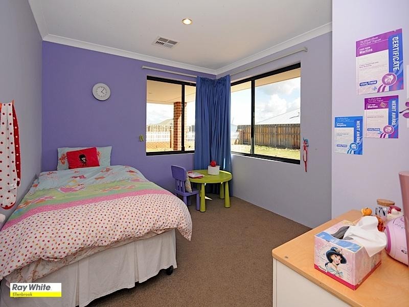 14 Rainsby Crescent, Ellenbrook WA 6069