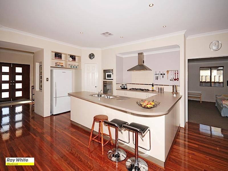 14 Rainsby Crescent, Ellenbrook WA 6069