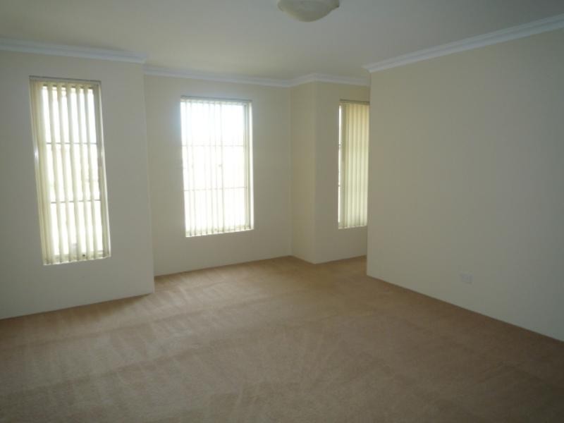 24 Corich Pass, Aveley WA 6069