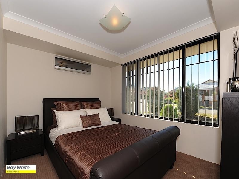 10 Mustang Drive, Henley Brook WA 6055