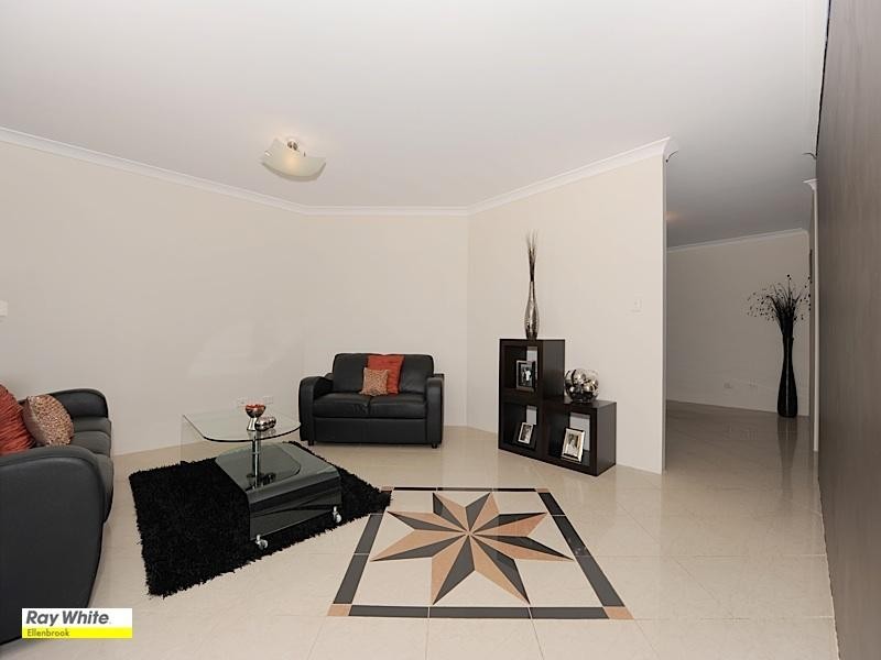 10 Mustang Drive, Henley Brook WA 6055