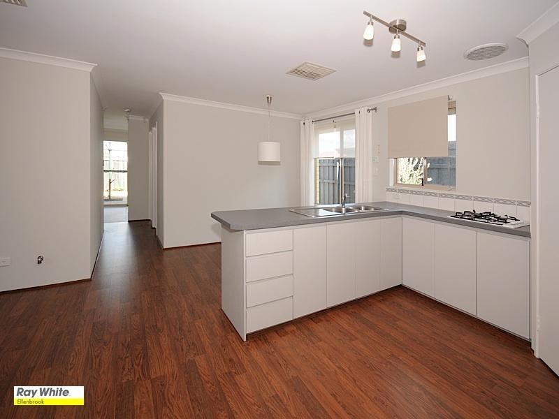 7 Larrawa Circle, Ellenbrook WA 6069
