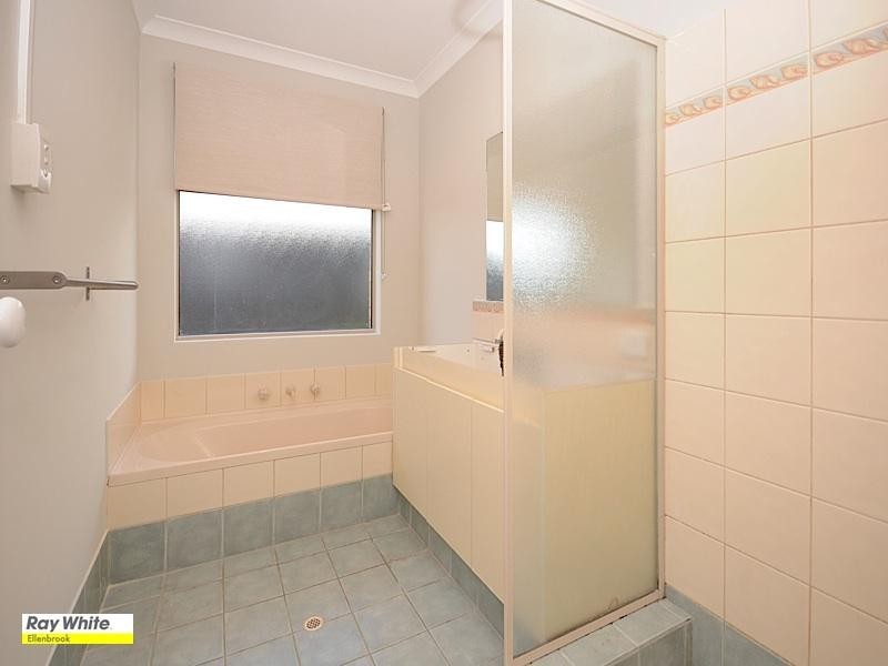 7 Larrawa Circle, Ellenbrook WA 6069