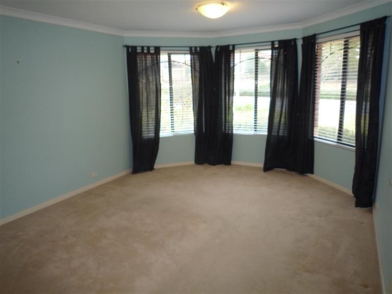 131 Fantail Crescent, Ellenbrook WA 6069