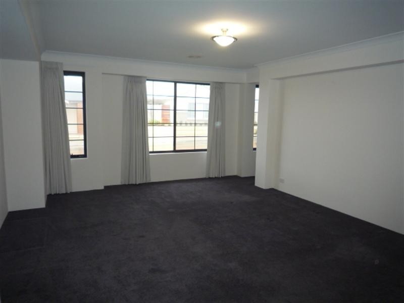 5 Hirani Link, Aveley WA 6069