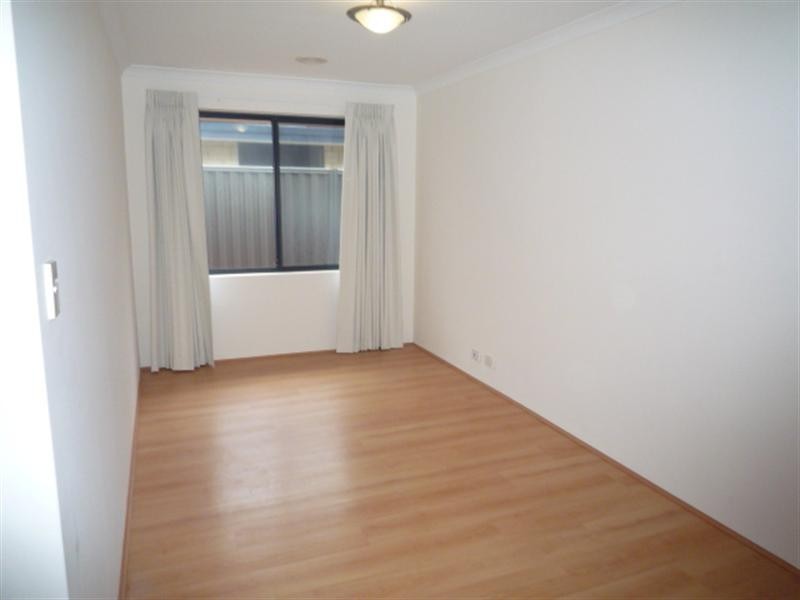 5 Hirani Link, Aveley WA 6069