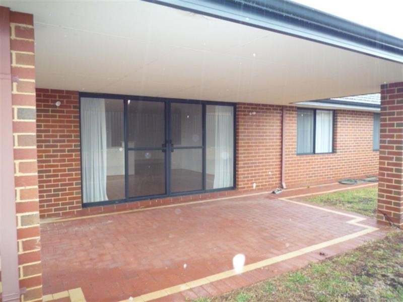 5 Hirani Link, Aveley WA 6069