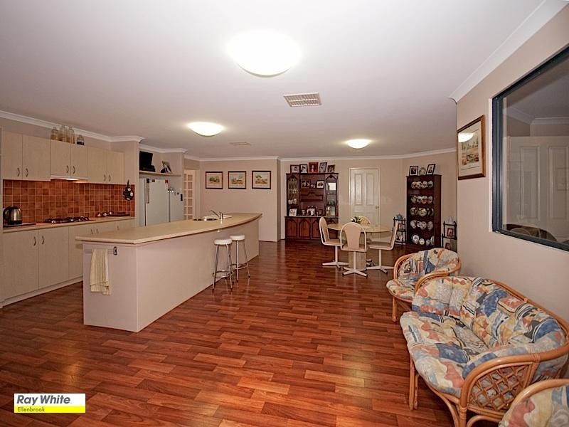 1 Pelham Lane, Henley Brook WA 6055