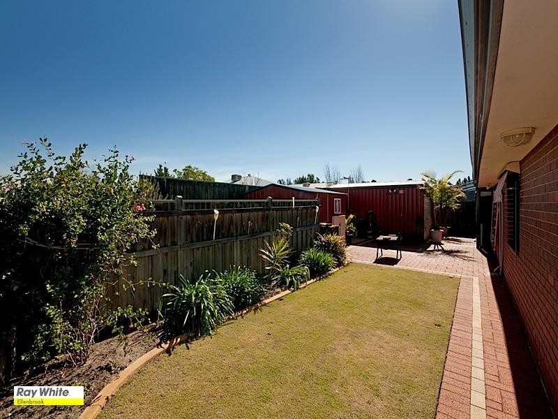 1 Pelham Lane, Henley Brook WA 6055