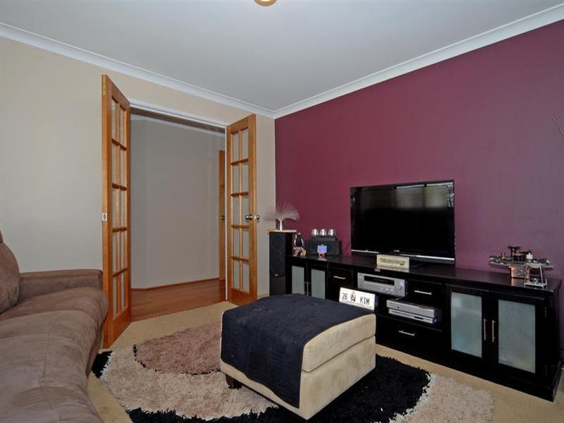 9 Thundelarra Avenue, Ellenbrook WA 6069