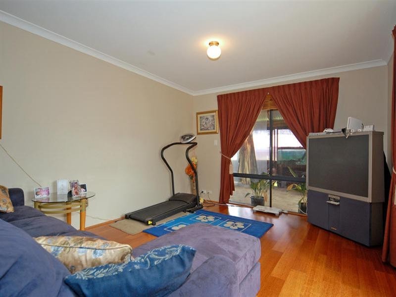 9 Thundelarra Avenue, Ellenbrook WA 6069