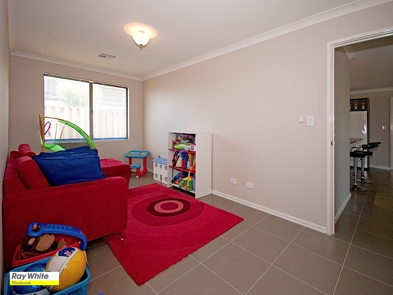 30 Roxburghe Drive, The Vines WA 6069