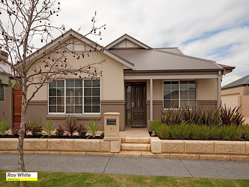8 Beechwood Circle, Aveley WA 6069