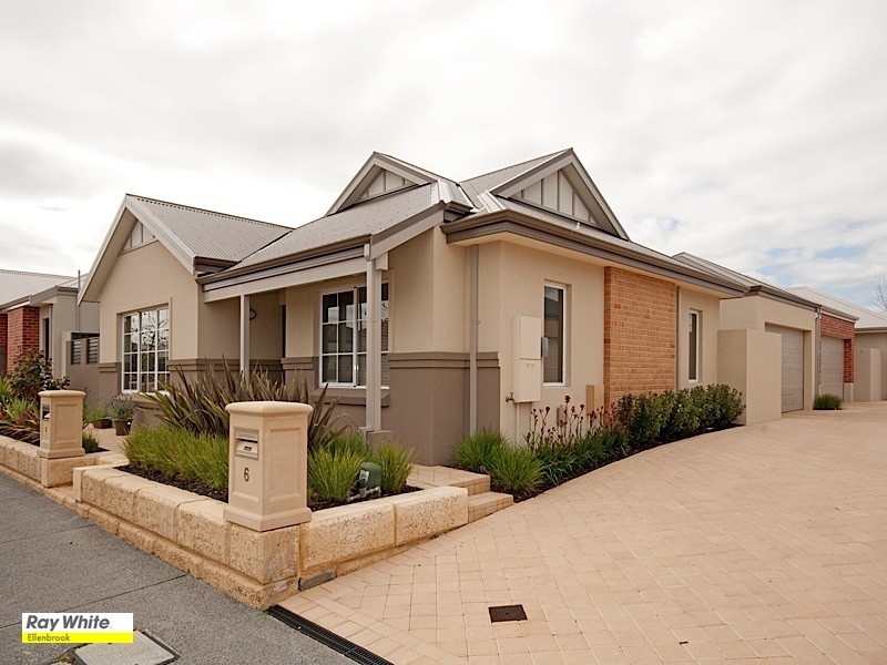 8 Beechwood Circle, Aveley WA 6069