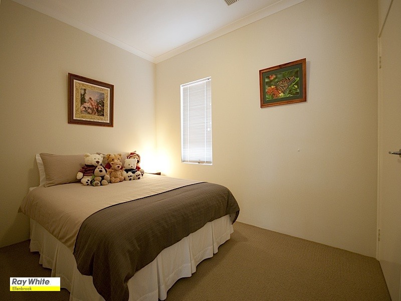 8 Beechwood Circle, Aveley WA 6069