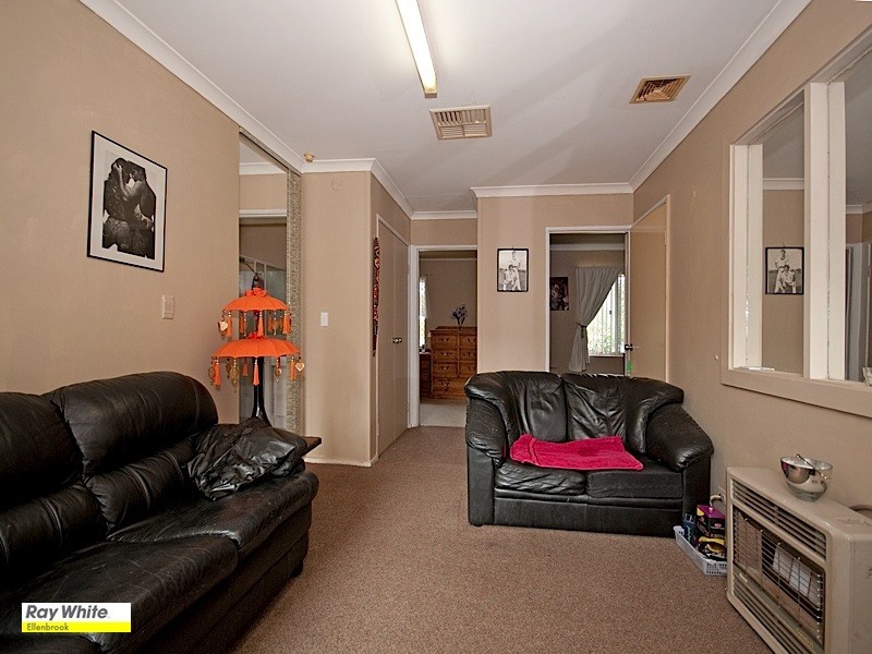 21 Wade Square, Stratton WA 6056