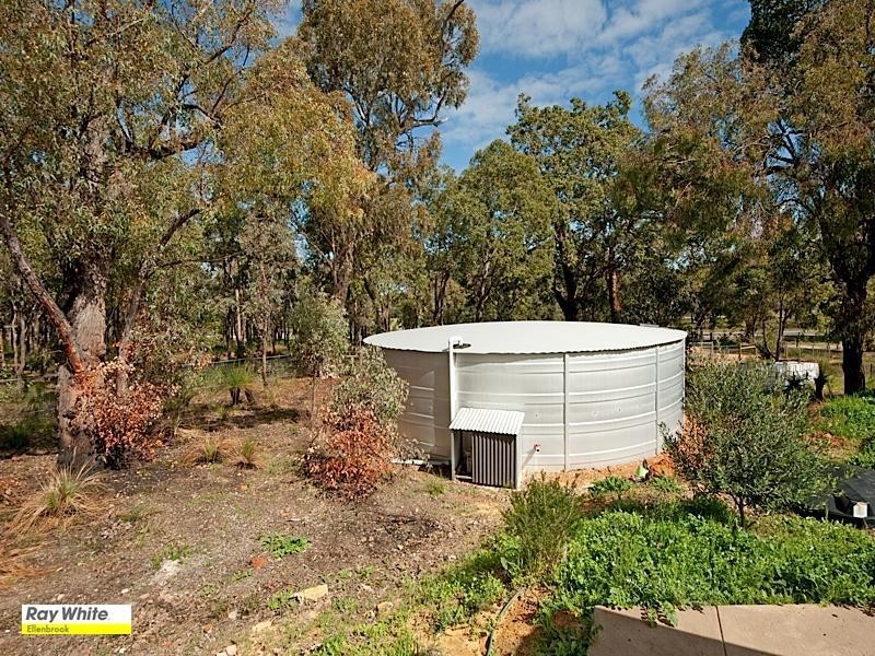300 Santa Gertrudis Drive, Lower Chittering WA 6084