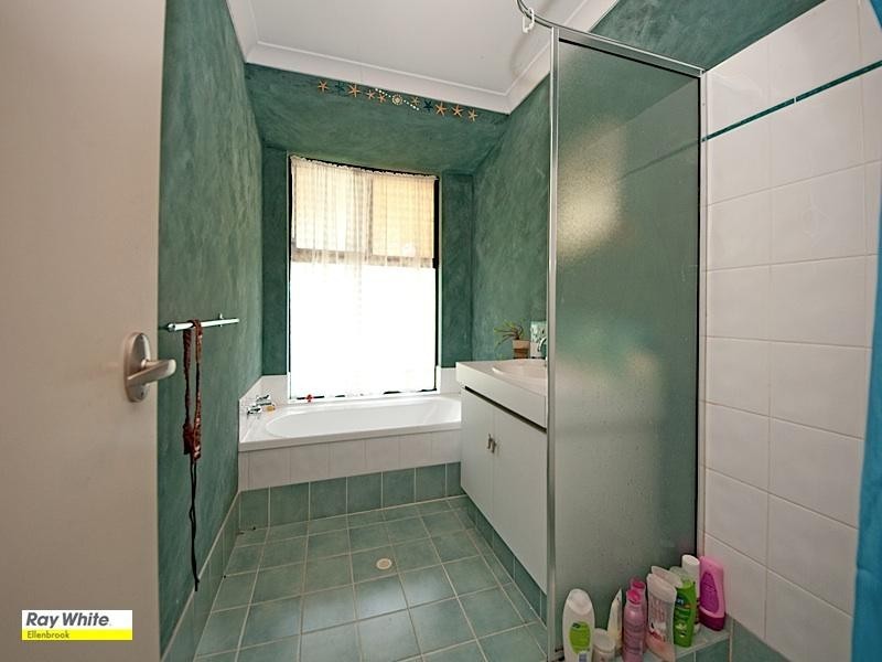 300 Santa Gertrudis Drive, Lower Chittering WA 6084