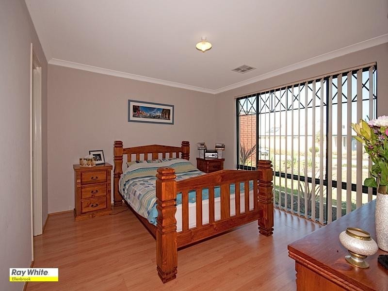 19 Heirisson Turn, Ellenbrook WA 6069