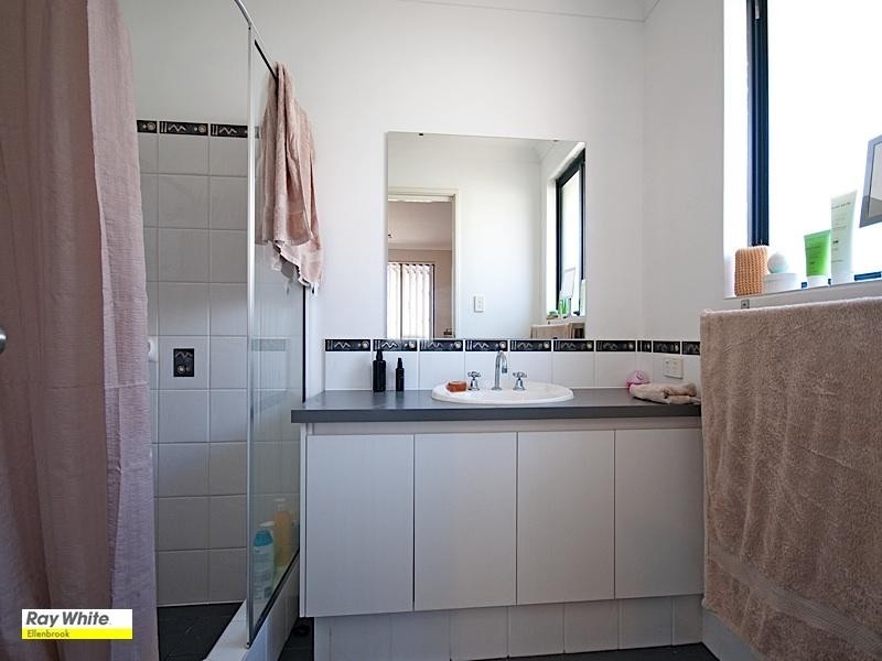 19 Heirisson Turn, Ellenbrook WA 6069