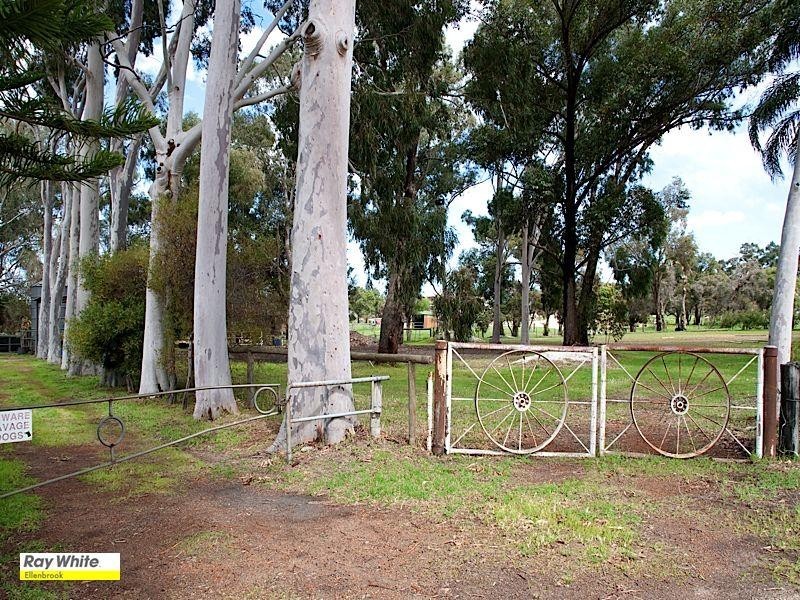 1604 Gnangara Road, Henley Brook WA 6055