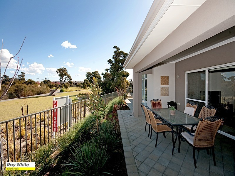 22 Hirani Link, Aveley WA 6069