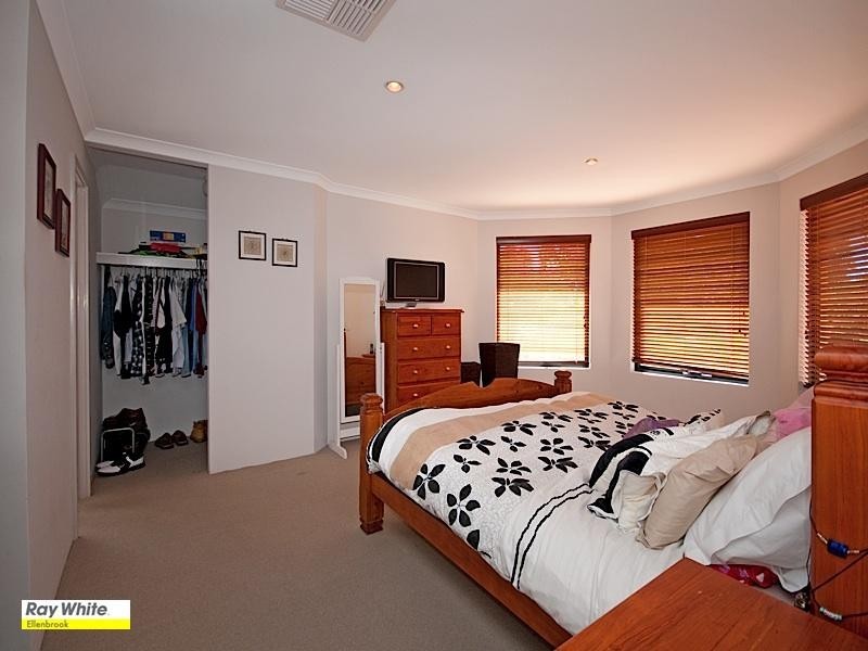 241 Vines Avenue, The Vines WA 6069