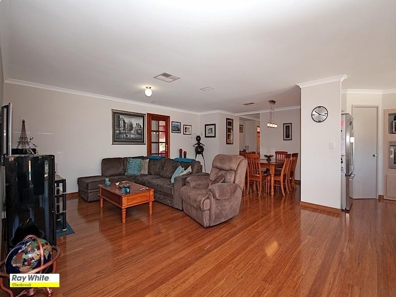 241 Vines Avenue, The Vines WA 6069