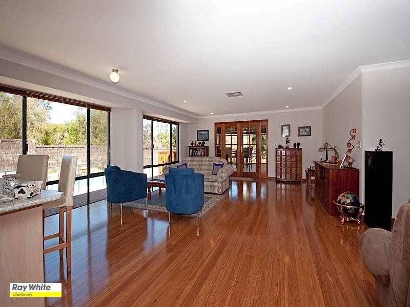 241 Vines Avenue, The Vines WA 6069