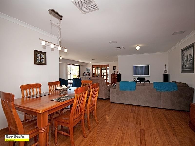 241 Vines Avenue, The Vines WA 6069