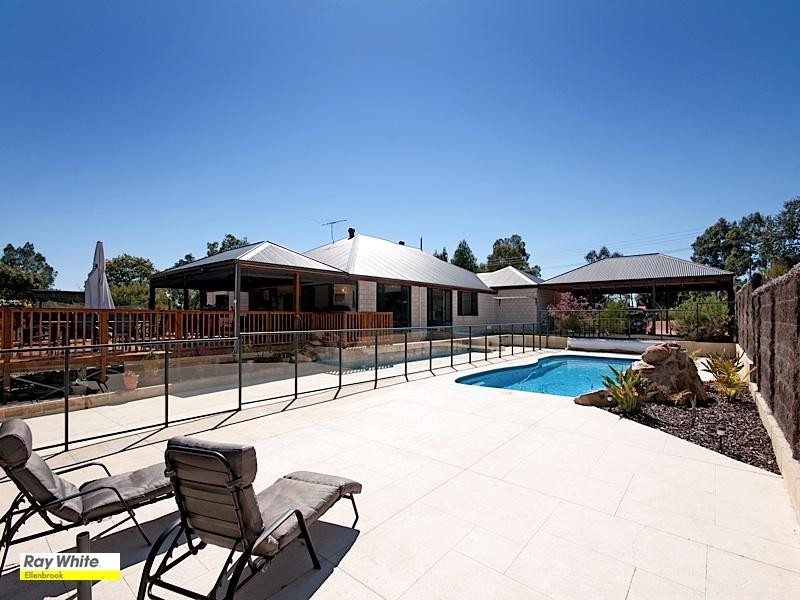 241 Vines Avenue, The Vines WA 6069