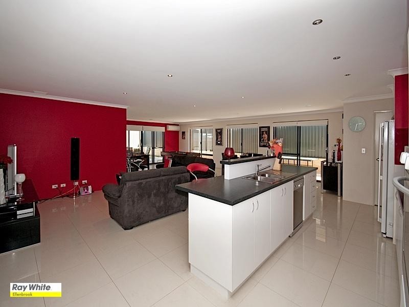 381 Millhouse Road, Aveley WA 6069