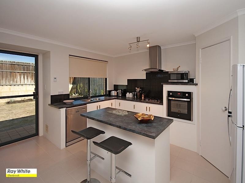 11 Baskir Way, Henley Brook WA 6055