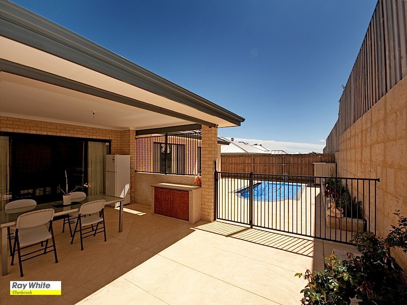 44 Mona Vale Loop, Ellenbrook WA 6069