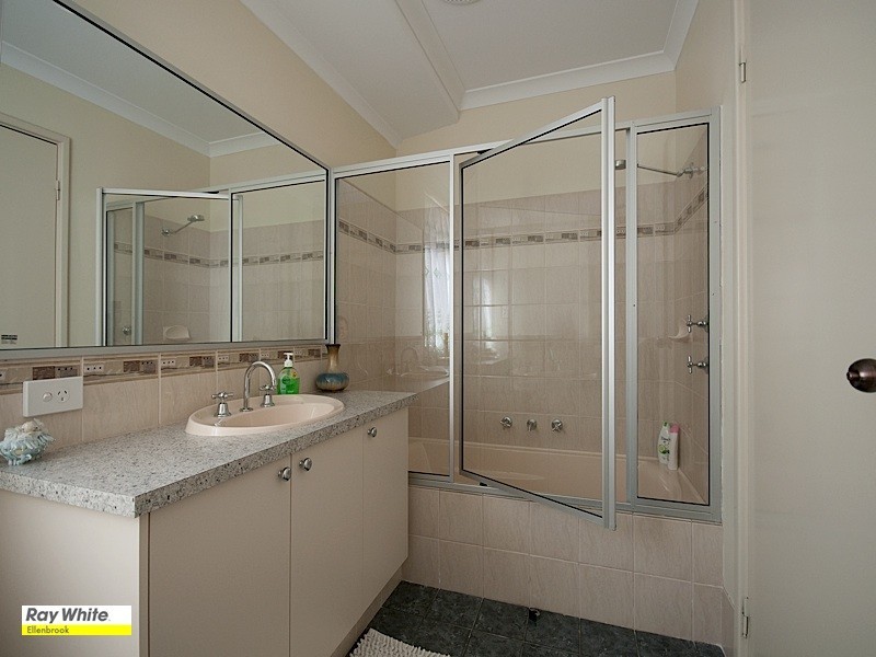 44 Mona Vale Loop, Ellenbrook WA 6069