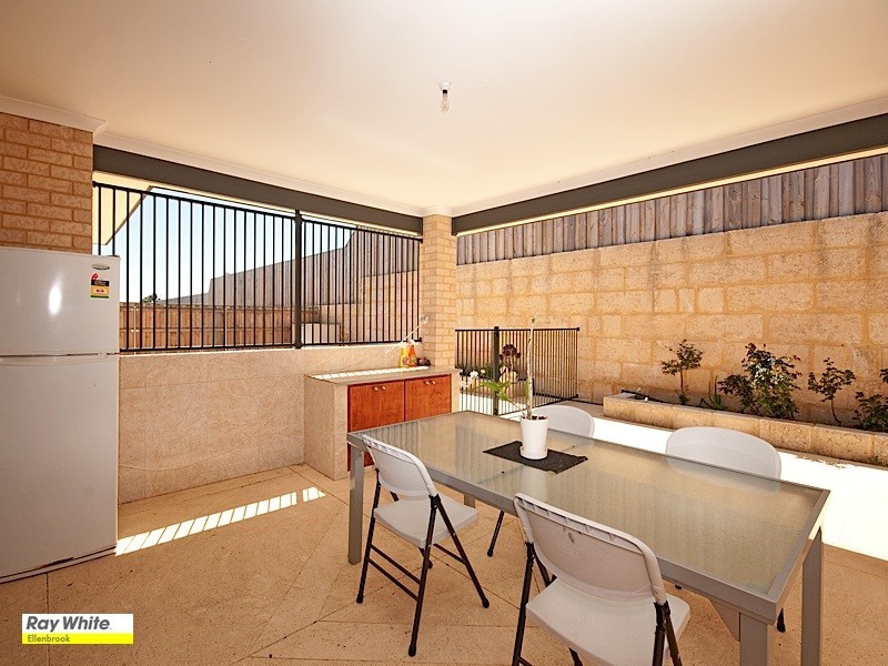 44 Mona Vale Loop, Ellenbrook WA 6069