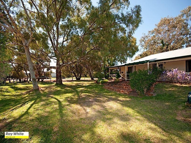 131 Carl Street, Muchea WA 6501