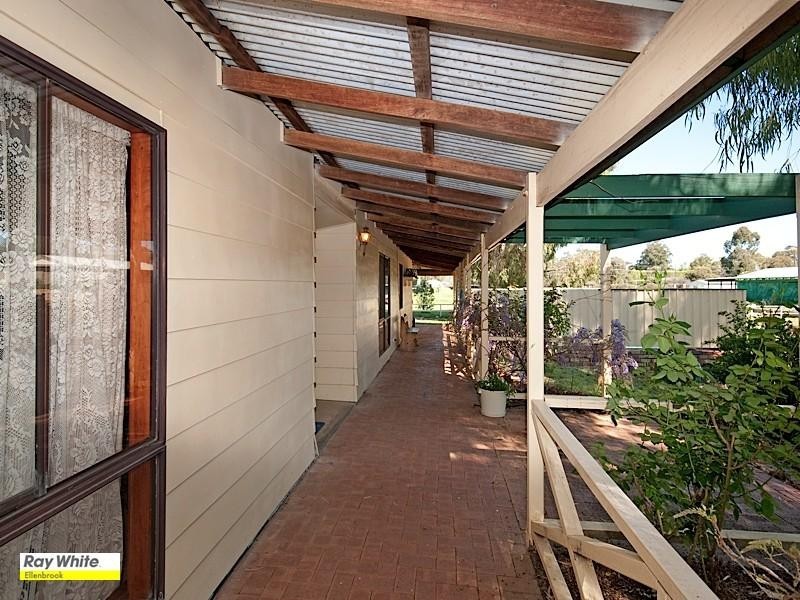 131 Carl Street, Muchea WA 6501