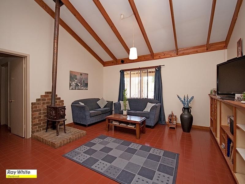 131 Carl Street, Muchea WA 6501