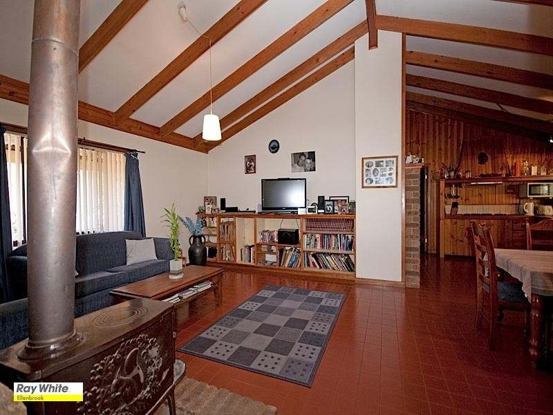 131 Carl Street, Muchea WA 6501