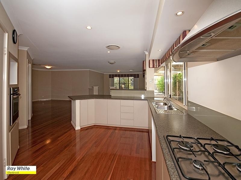 22 Welara Circle, Henley Brook WA 6055