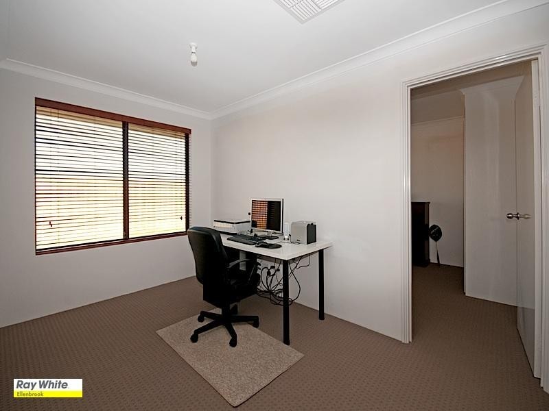 8 Hedlow Way, Ellenbrook WA 6069