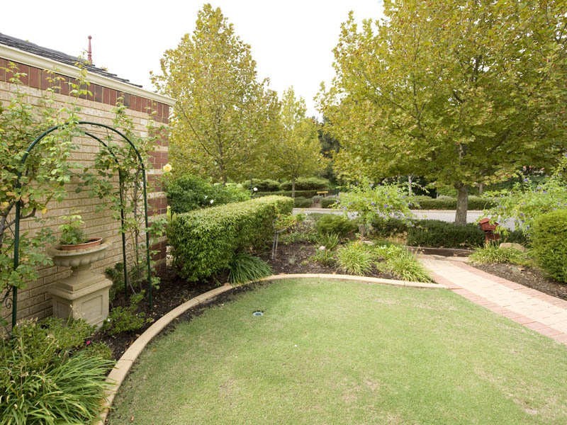 21 Highpoint Boulevard, Ellenbrook WA 6069