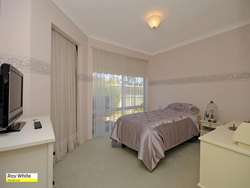 2 Tarkine Lane, Ellenbrook WA 6069