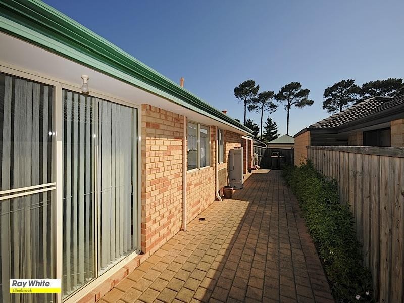 2 Tarkine Lane, Ellenbrook WA 6069